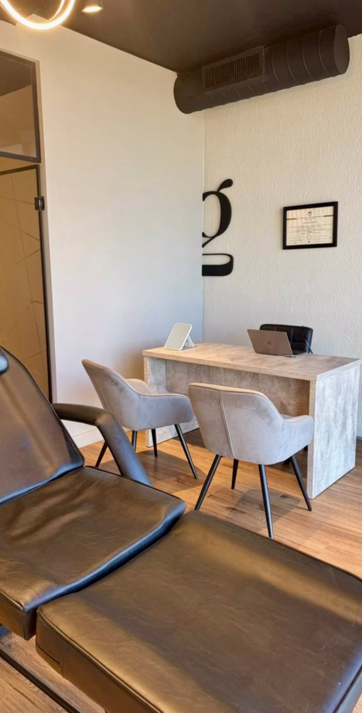 Recepción y sala de espera boutique